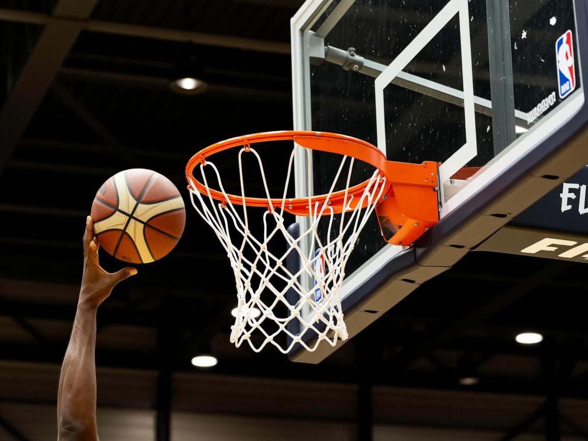 星空体育官网下载-CBA联赛深化与国际篮球组织的合作交流,cba与国际篮球区别 第2张